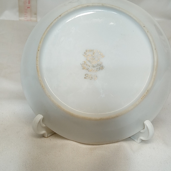 VINTAGE miniature saucer collection of 5 saucers. - Picture 2 of 11